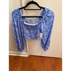 Urban Outfitters Off the Shoulder Crop Top Size S NWT